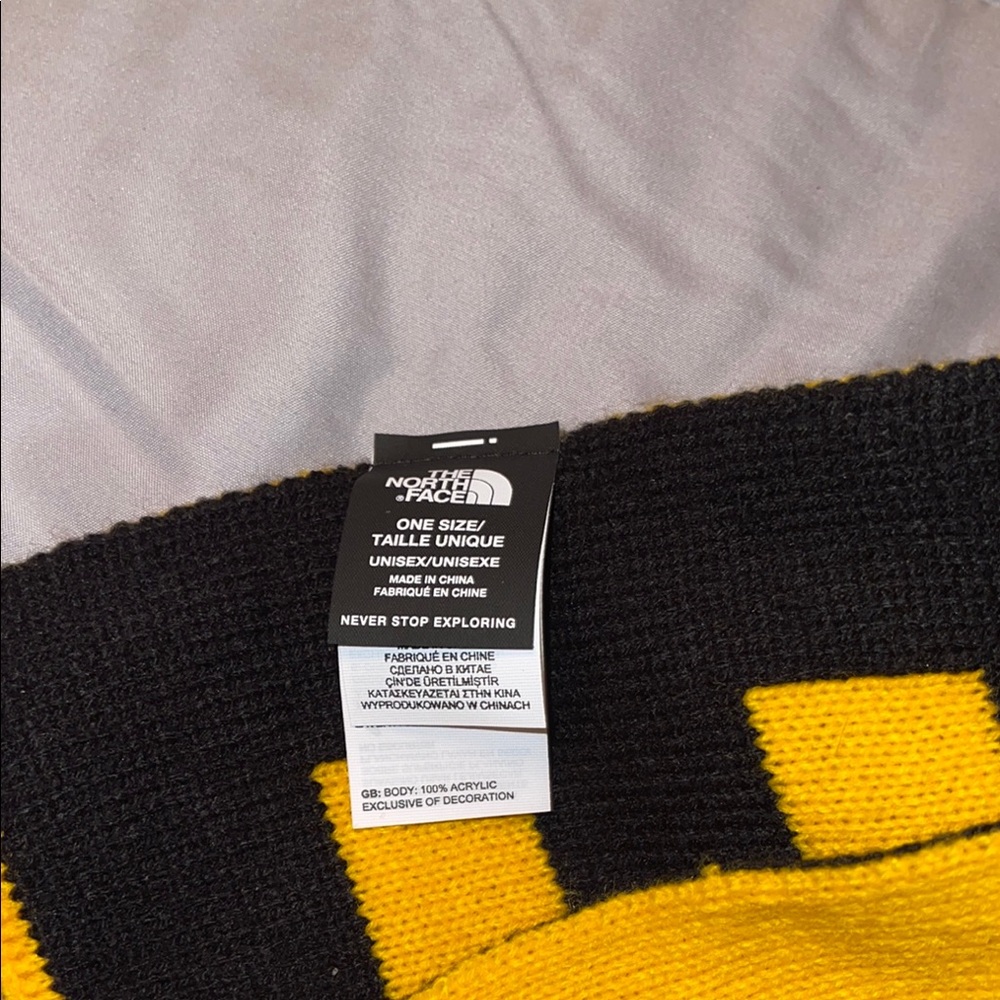The North Face Bold Yellow and Black Scarf - Picture 4 of 4